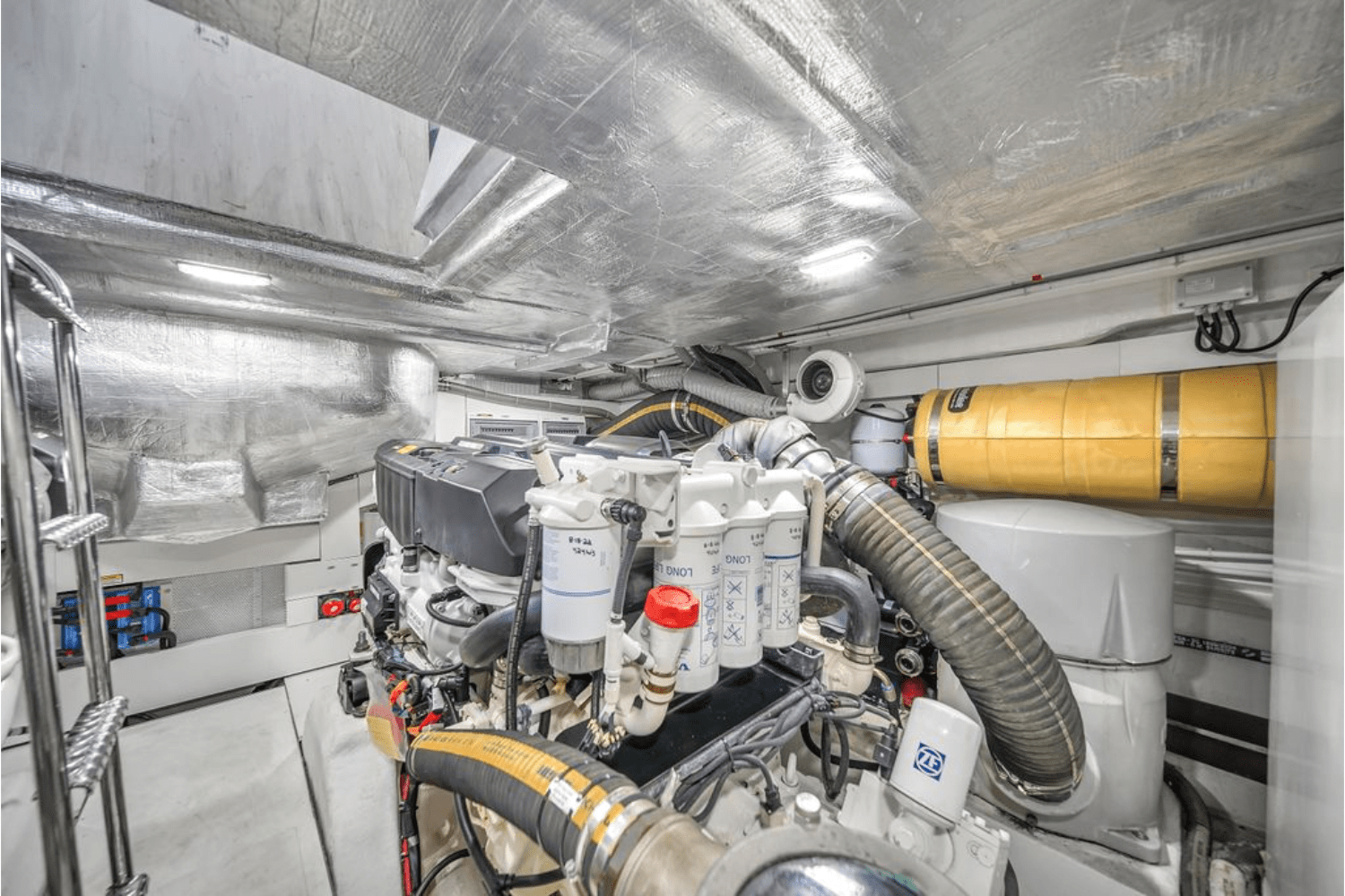 Slide: The Image of Galeon 510 SKY 2020 - 42