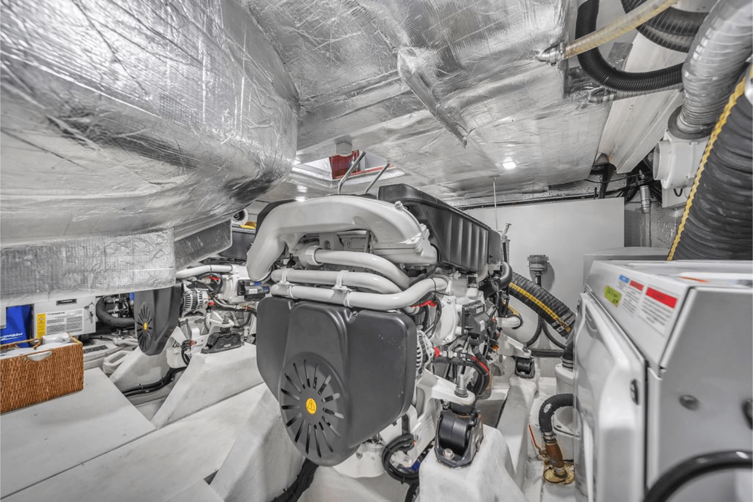 Slide: The Image of Galeon 510 SKY 2020 - 45