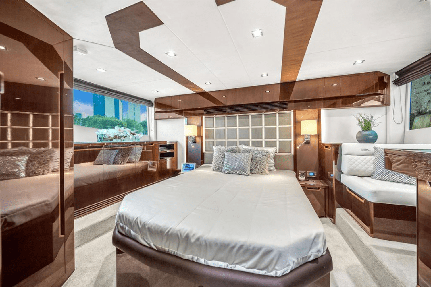 Slide: The Image of Galeon 510 SKY 2020 - 48