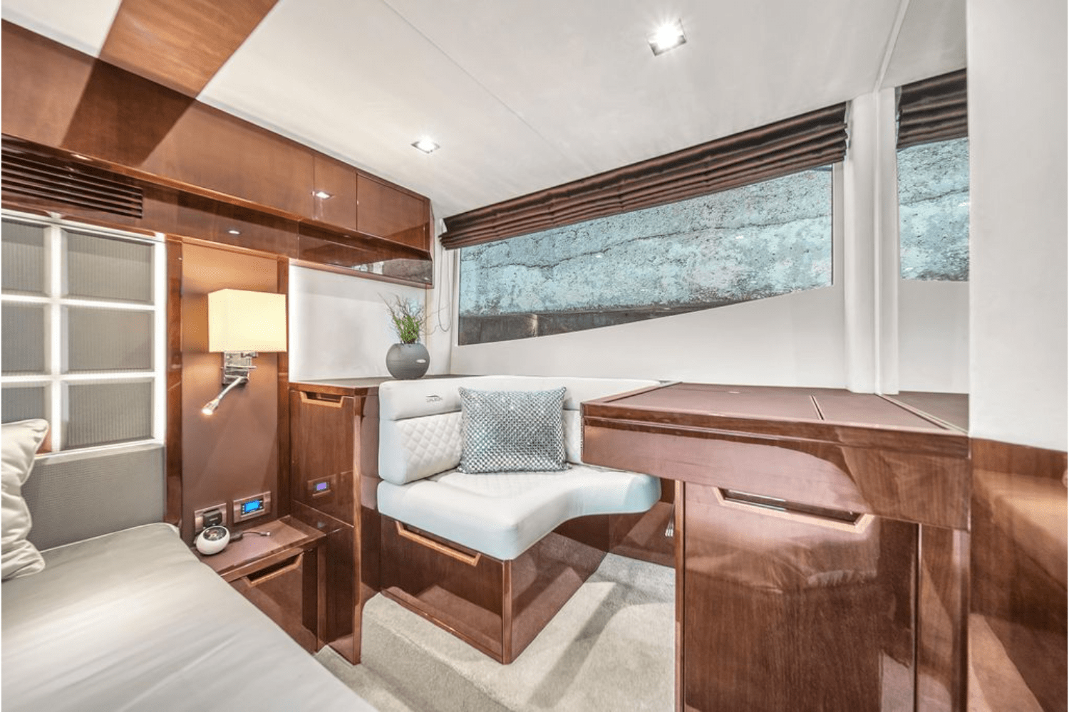 Slide: The Image of Galeon 510 SKY 2020 - 52