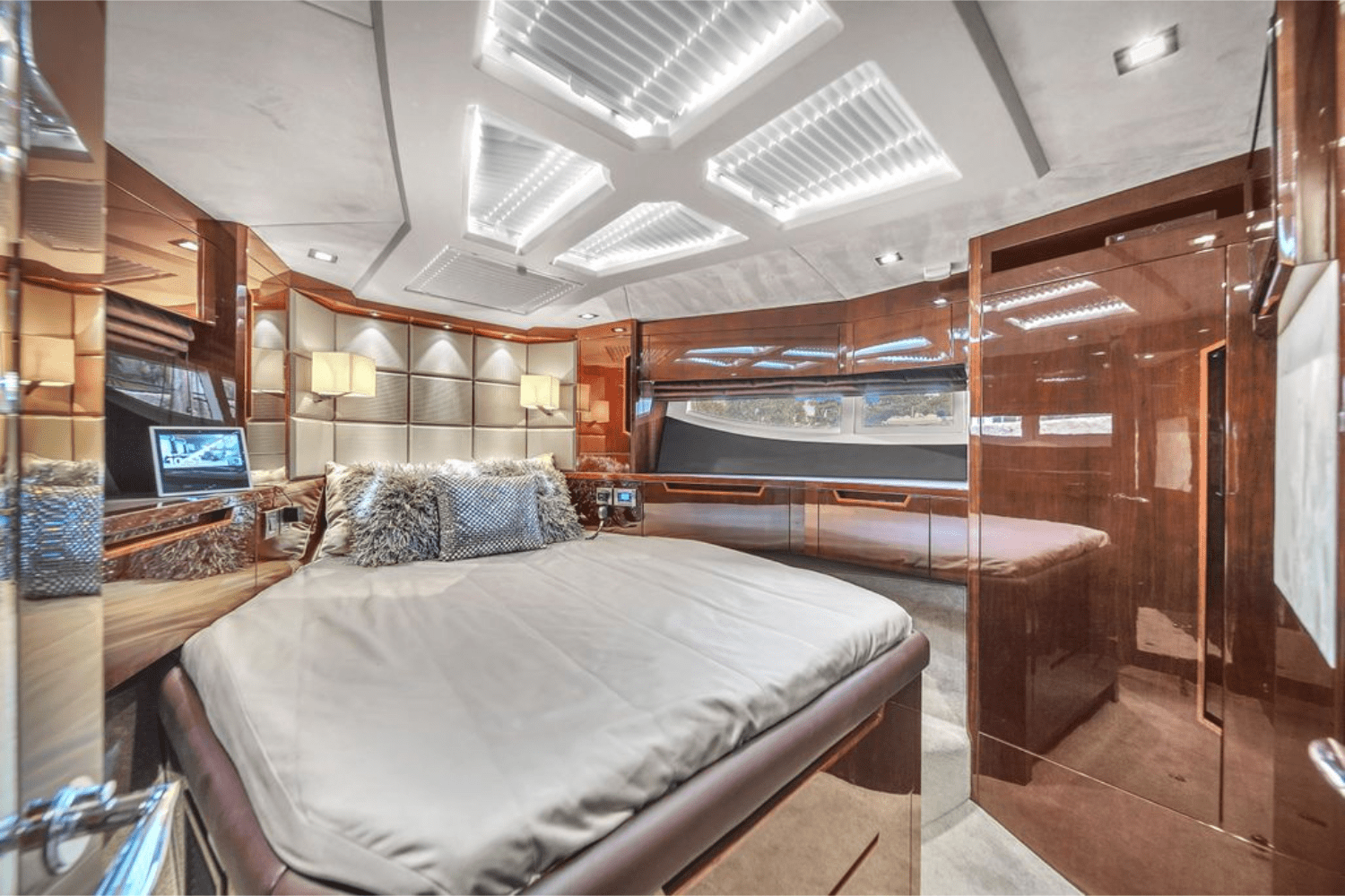 Slide: The Image of Galeon 510 SKY 2020 - 61