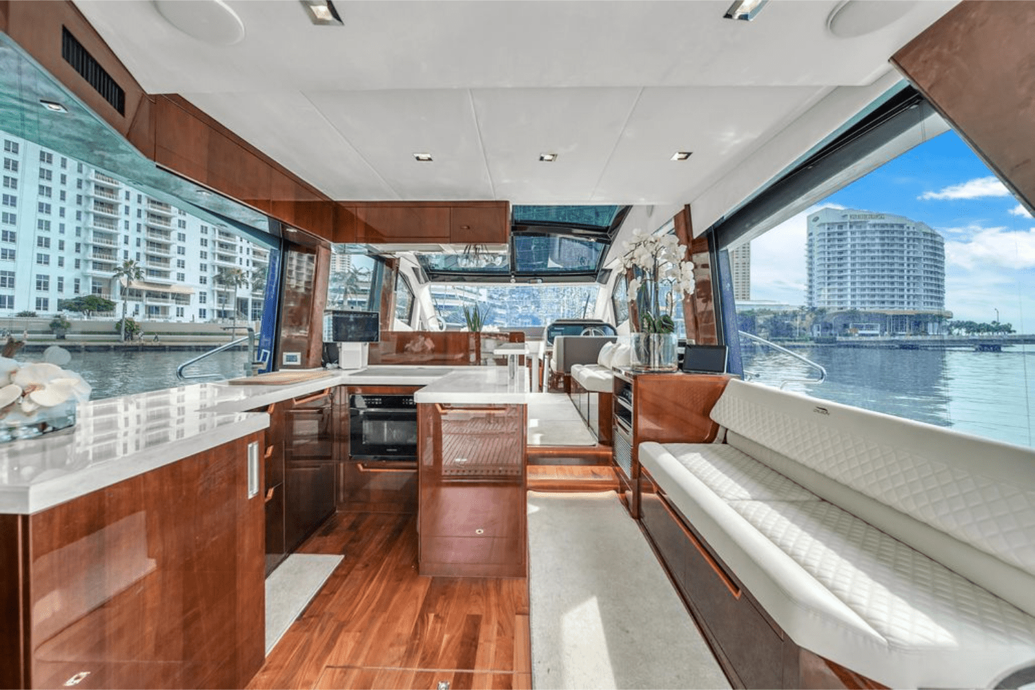 Slide: The Image of Galeon 510 SKY 2020 - 70