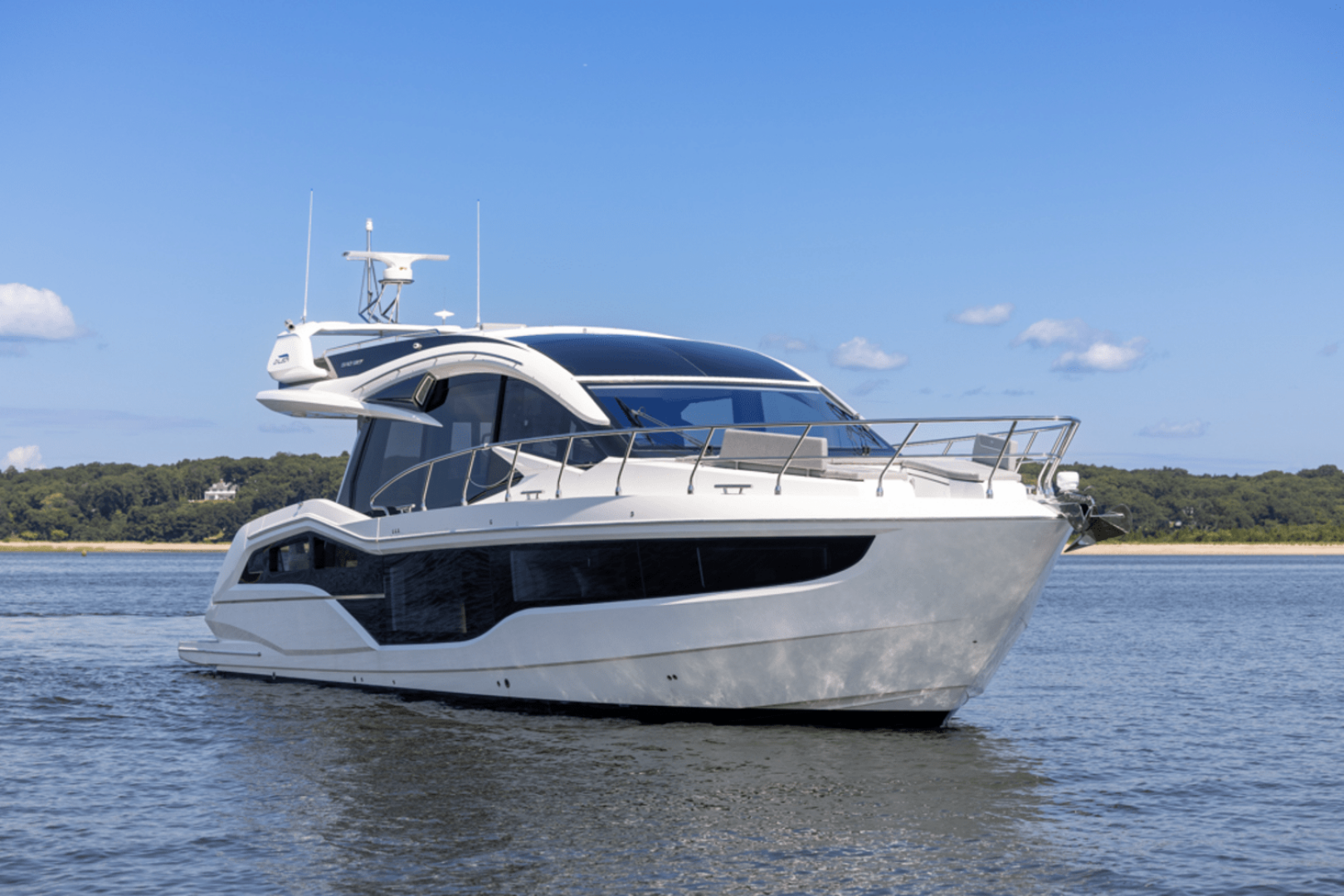 Slide: The Image of Galeon 510 SKY 2025 - 4628379
