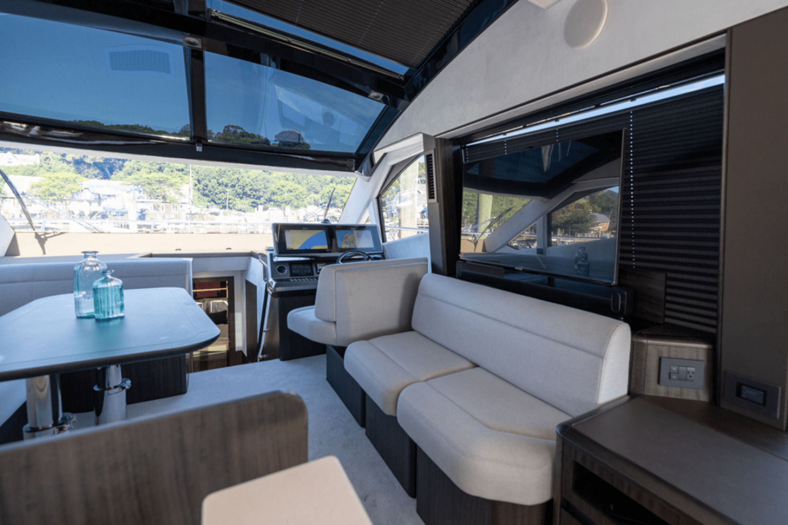Slide: The Image of Galeon 510 SKY 2025 - 4628399