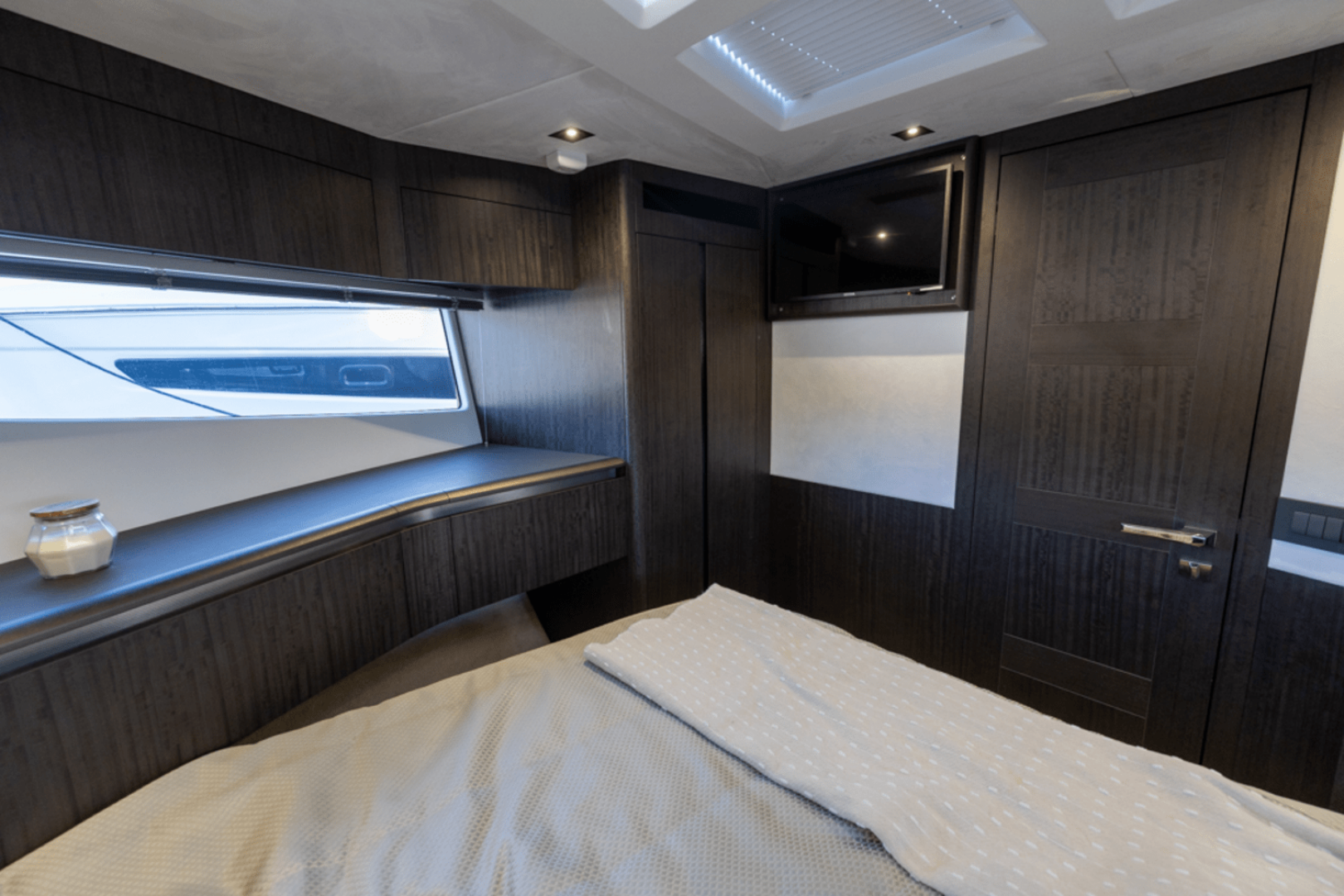 Slide: The Image of Galeon 510 SKY 2025 - 4628407
