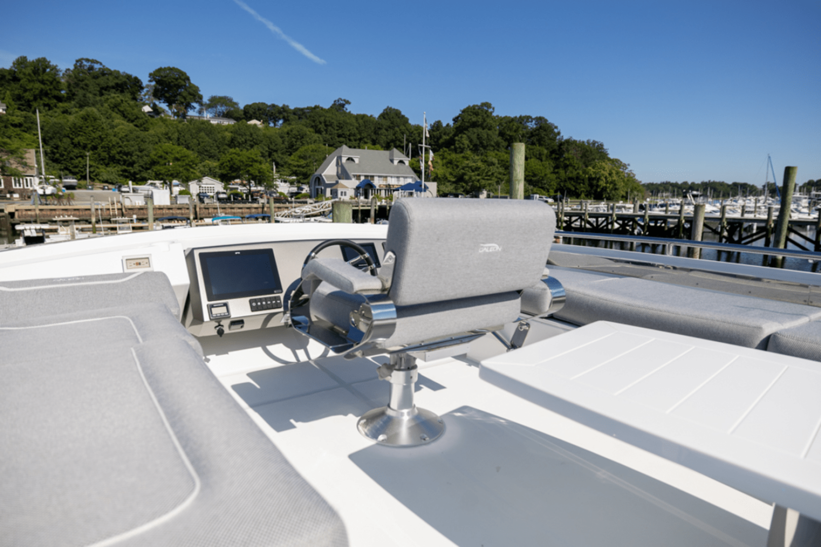 Slide: The Image of Galeon 510 SKY 2025 - 4628418