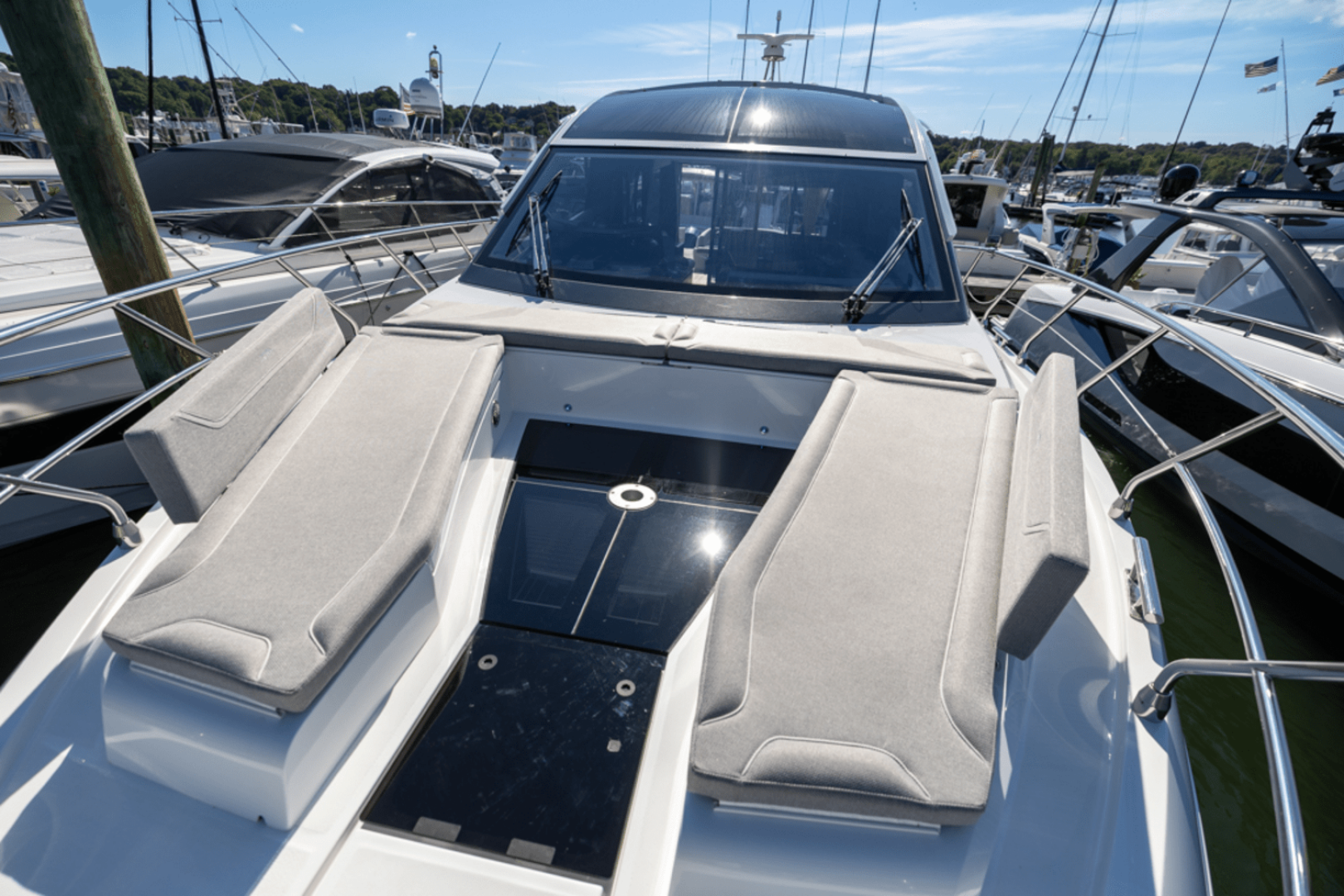 Slide: The Image of Galeon 510 SKY 2025 - 4628423