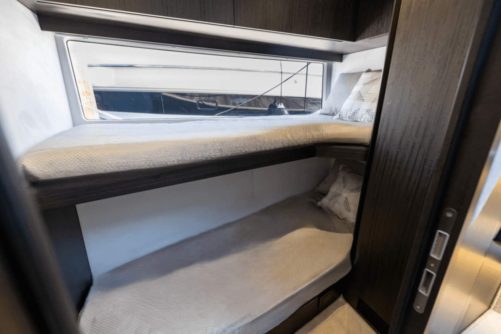 Slide: The Image of Galeon 510 SKY 2025 - 4718605