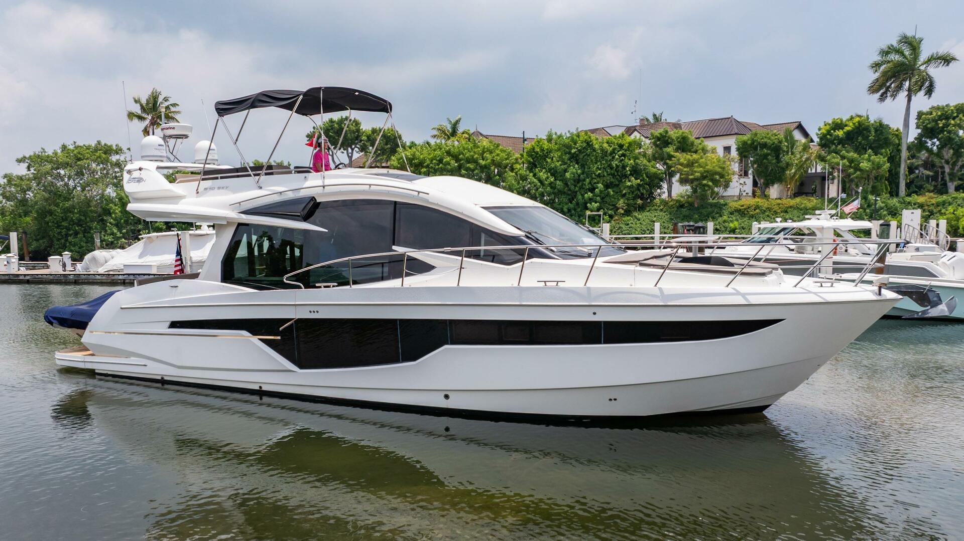 Slide: The Image of Galeon 510 Skybridge 2017 - 5470046