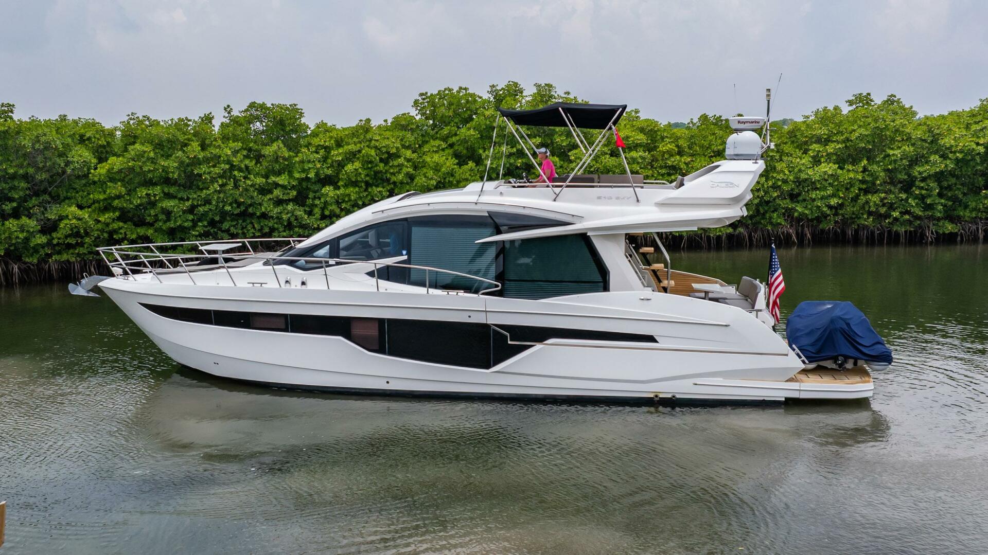 Slide: The Image of Galeon 510 Skybridge 2017 - 5470049