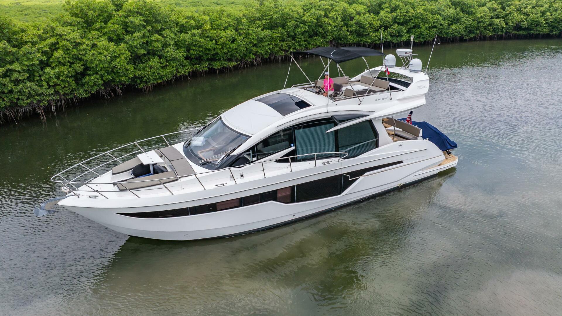 Slide: The Image of Galeon 510 Skybridge 2017 - 5470095