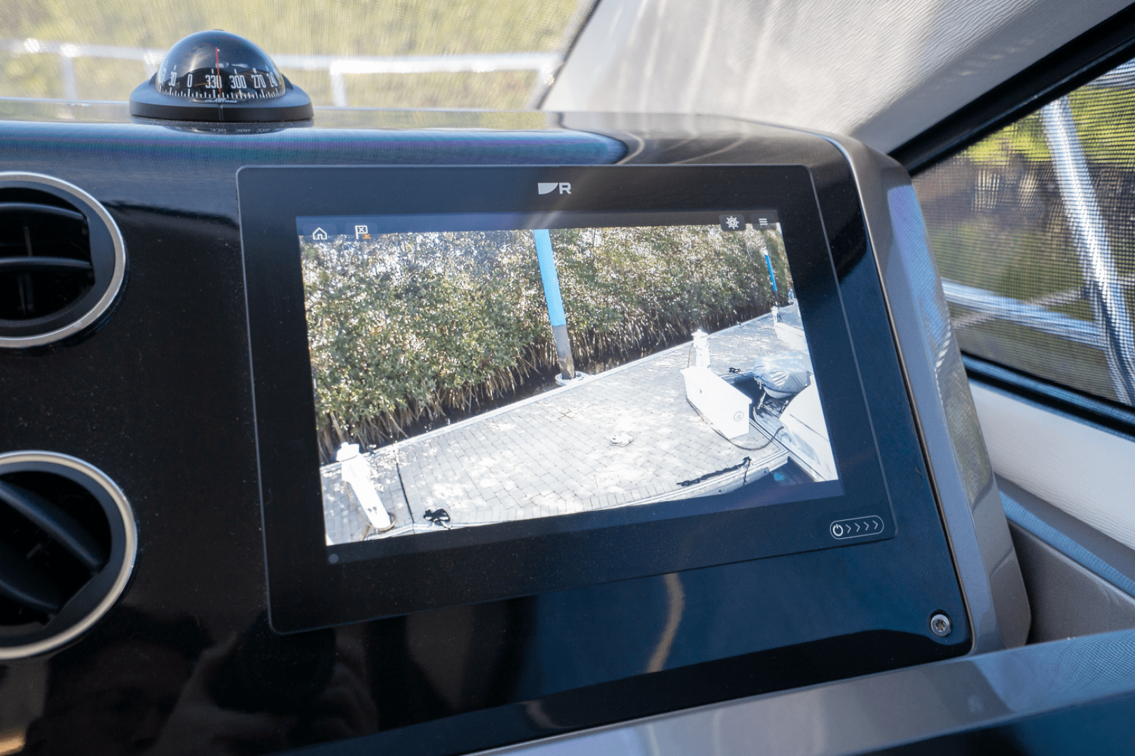 Slide: The Image of Galeon 550 FLY 2022 - 24