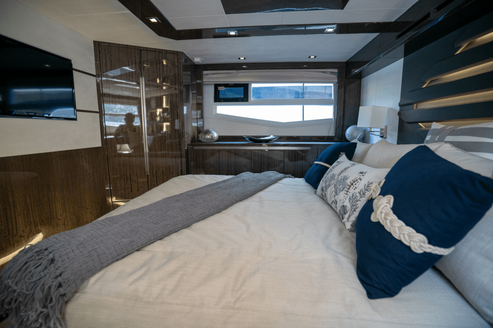 Slide: The Image of Galeon 550 FLY 2022 - 39