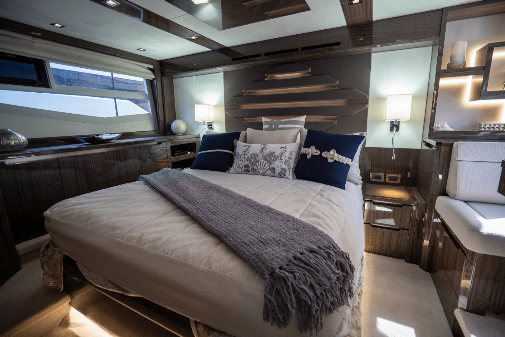 Slide: The Image of Galeon 550 FLY 2022 - 40