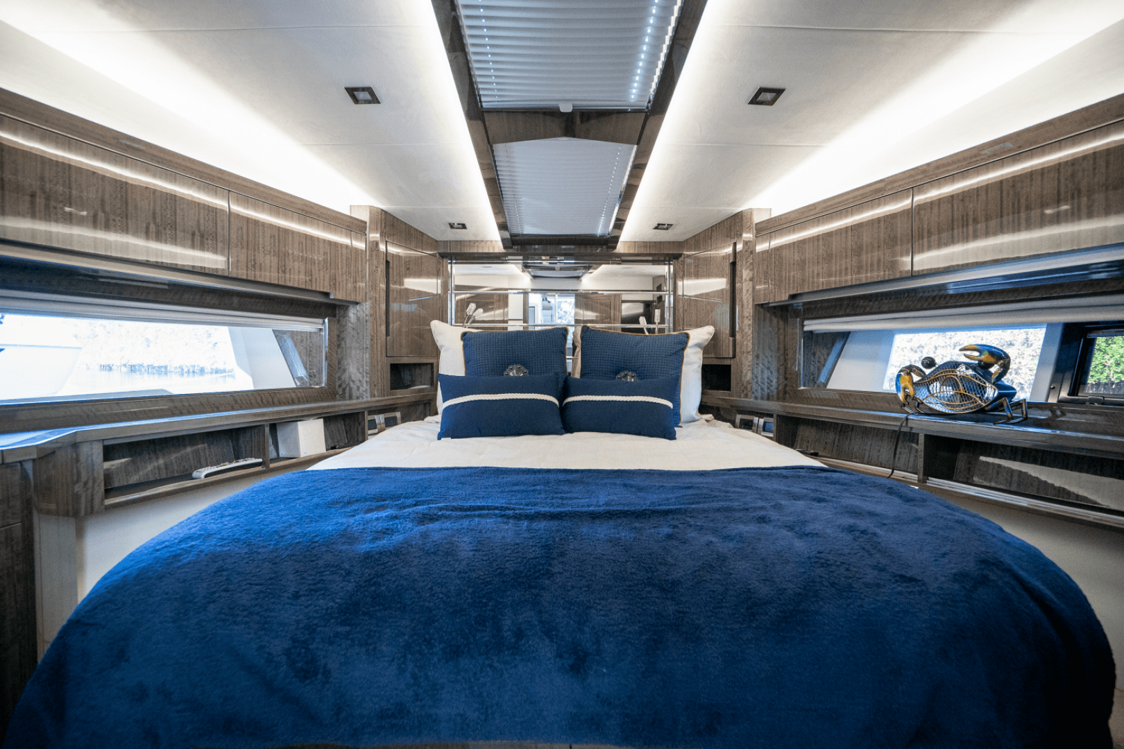 Slide: The Image of Galeon 550 FLY 2022 - 50
