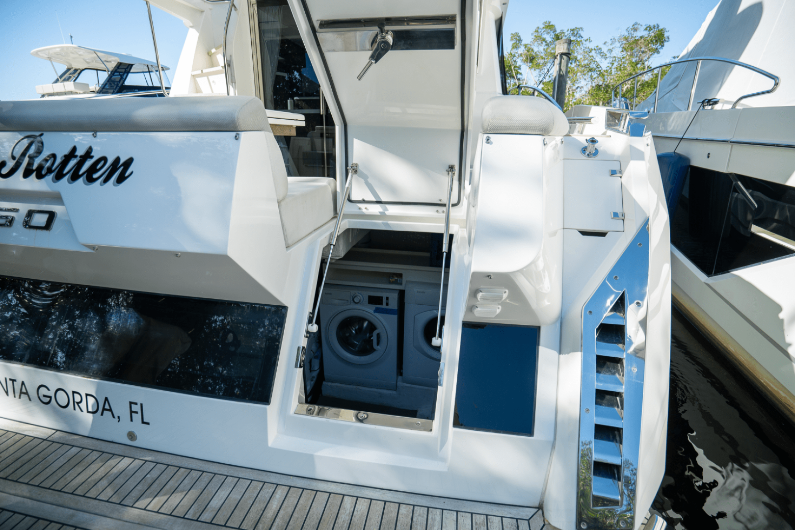 Slide: The Image of Galeon 550 FLY 2022 - 78