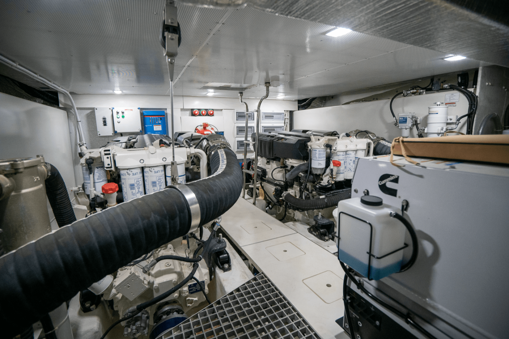 Slide: The Image of Galeon 550 FLY 2022 - 82