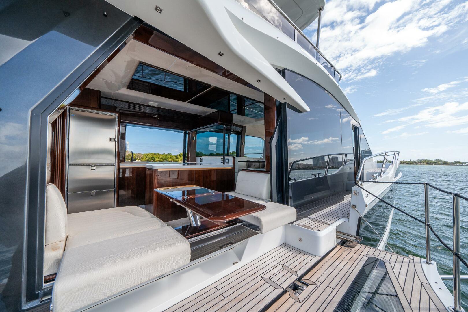 Slide: The Image of Galeon 560 Fly 2024 - 16
