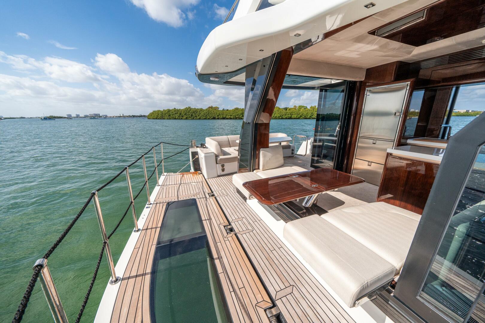 Slide: The Image of Galeon 560 Fly 2024 - 18