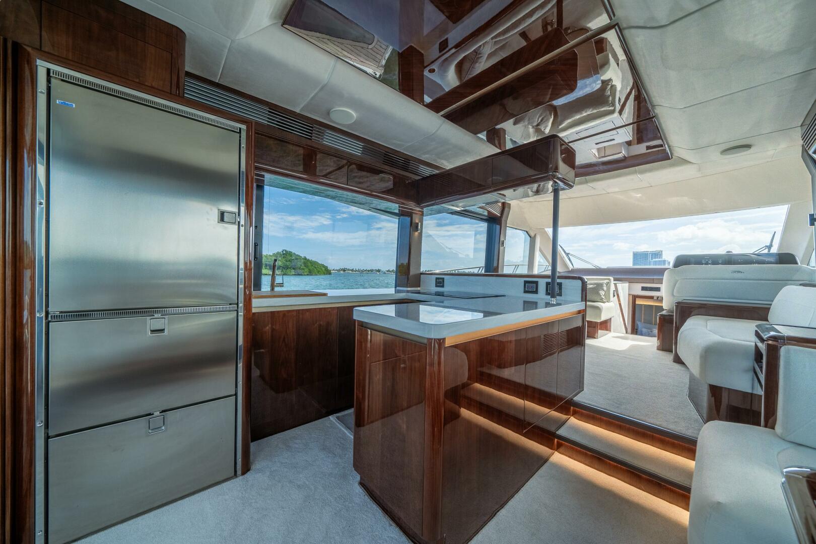 Slide: The Image of Galeon 560 Fly 2024 - 24