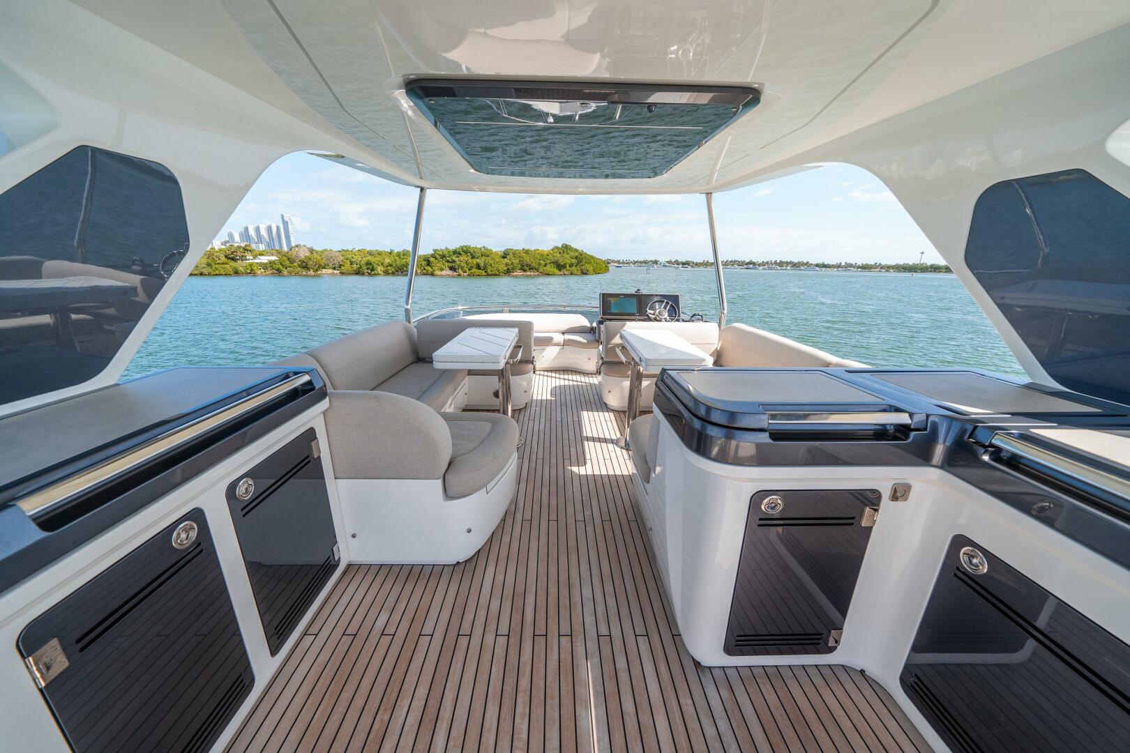 Slide: The Image of Galeon 560 Fly 2024 - 46