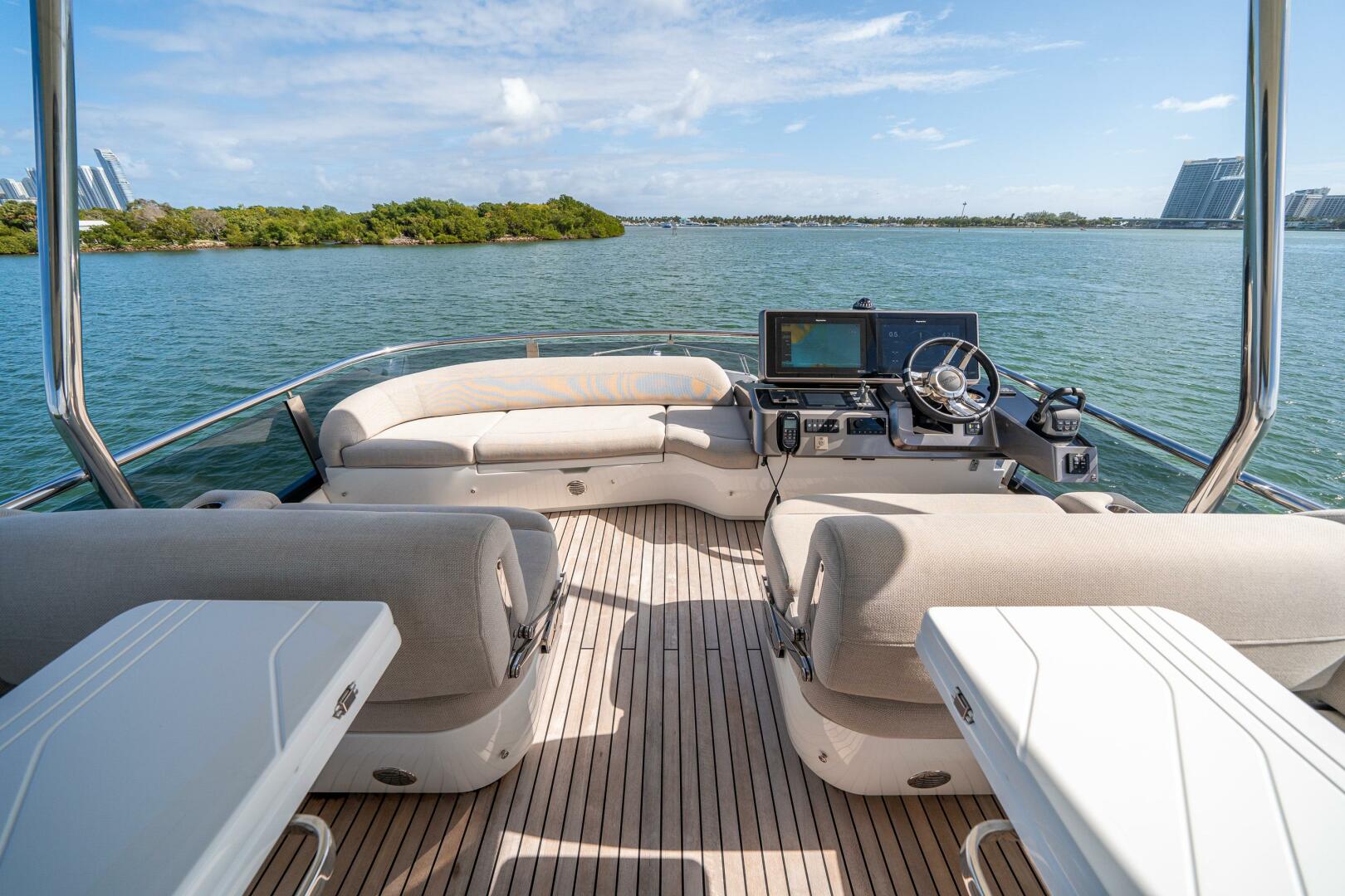 Slide: The Image of Galeon 560 Fly 2024 - 49