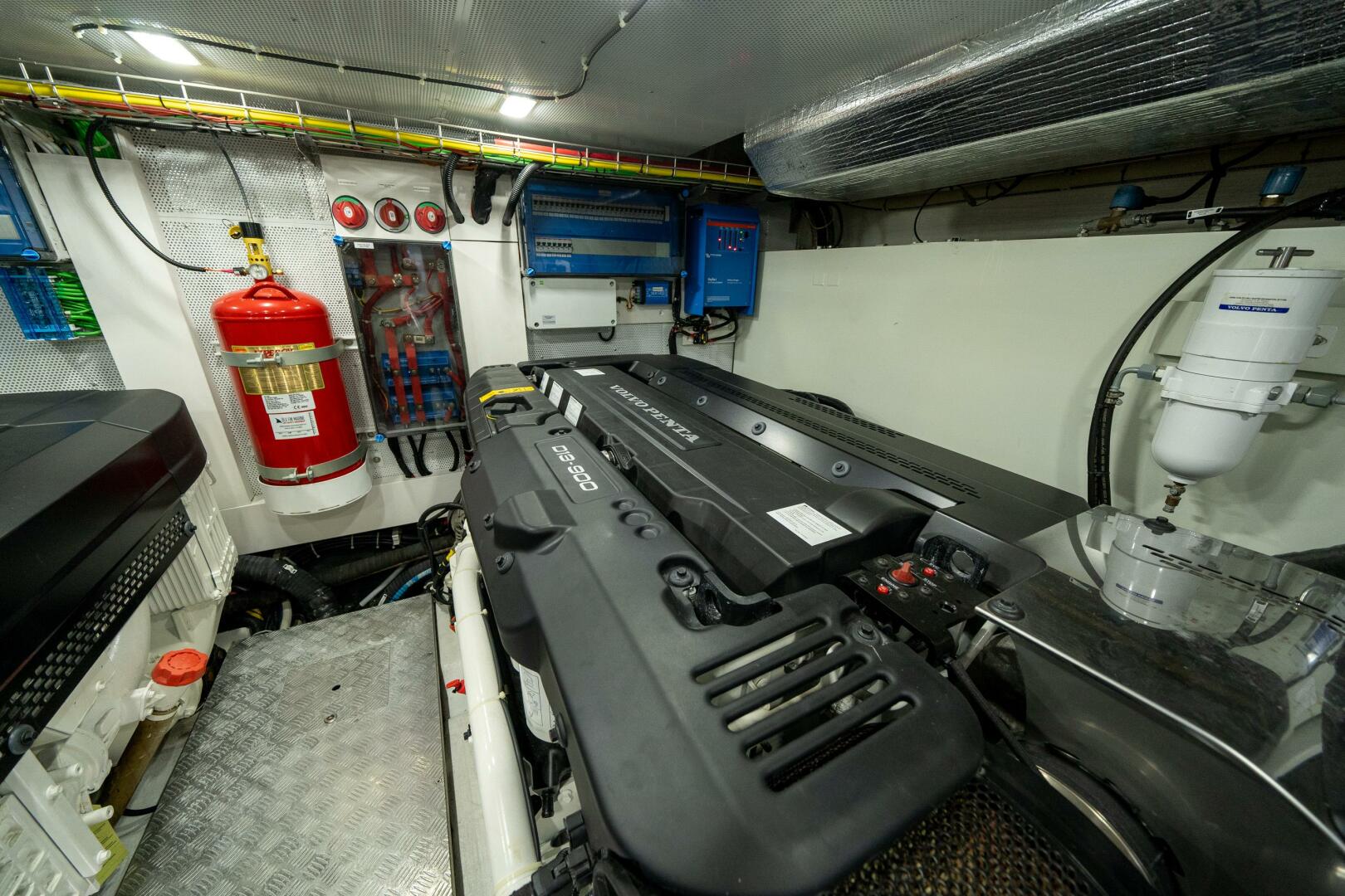 Slide: The Image of Galeon 560 Fly 2024 - 53