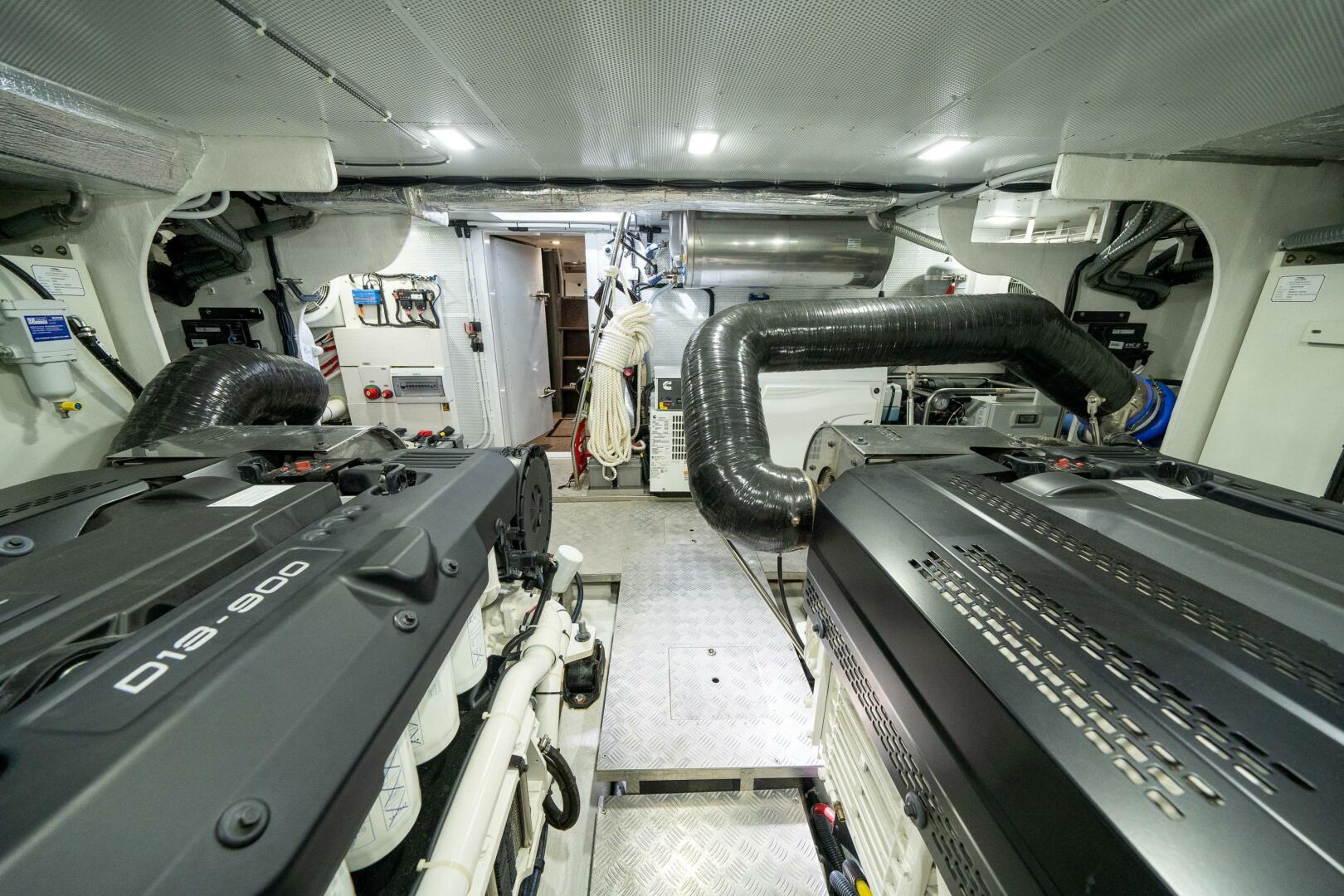 Slide: The Image of Galeon 560 Fly 2024 - 54