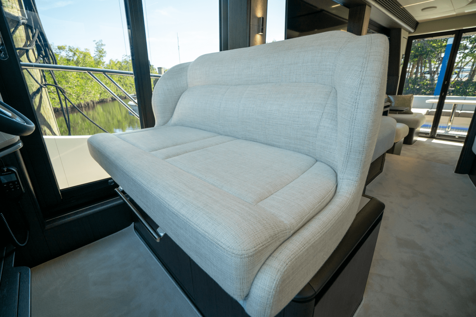 Slide: The Image of Galeon 560 FLY 2025 - 4973063
