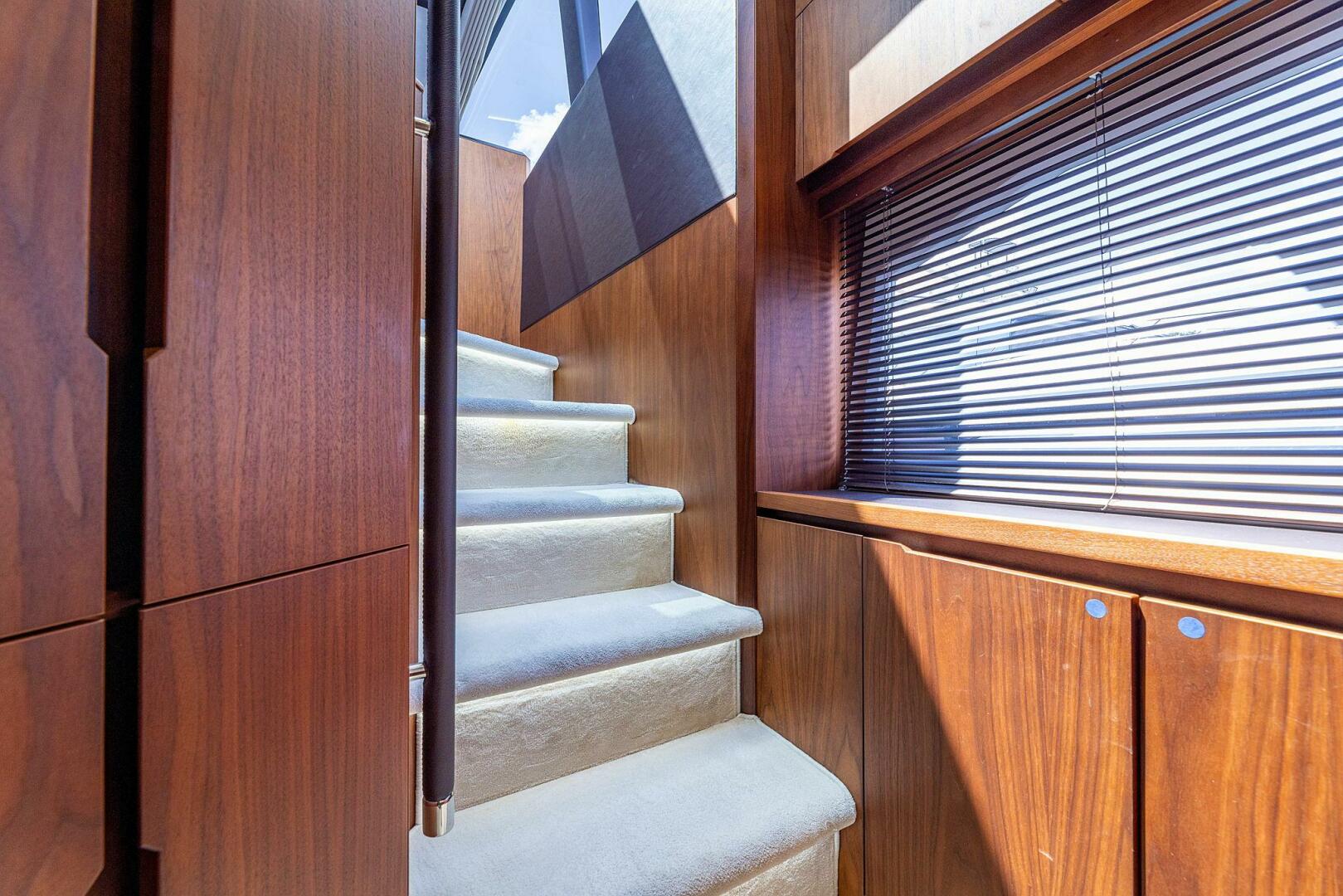 Slide: The Image of Galeon 640 Fly 2019 - 4860002