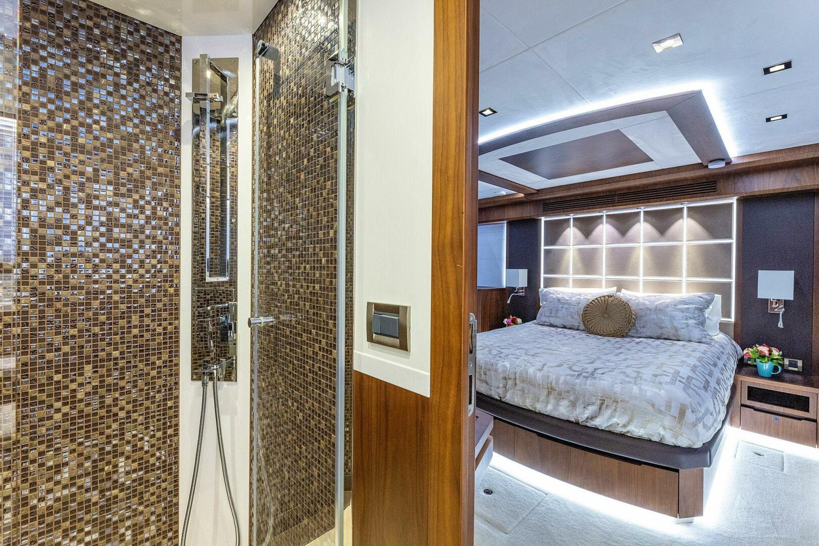 Slide: The Image of Galeon 640 Fly 2019 - 4860165