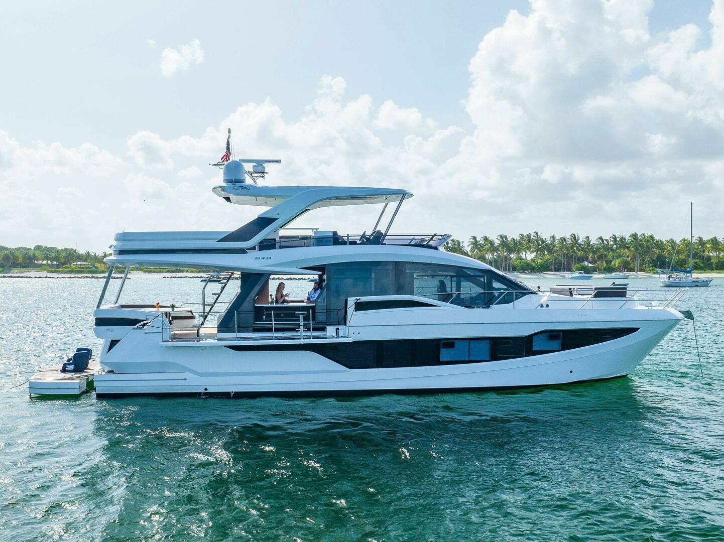 Slide: The Image of Galeon 640 Fly 2019 - 4859049