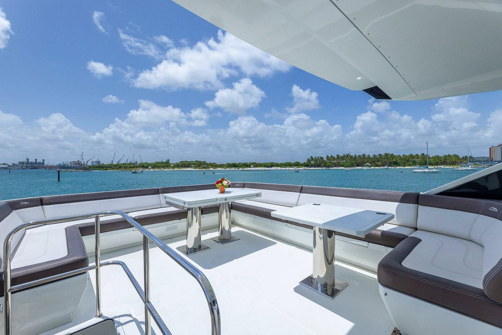 Slide: The Image of Galeon 640 Fly 2019 - 4859963