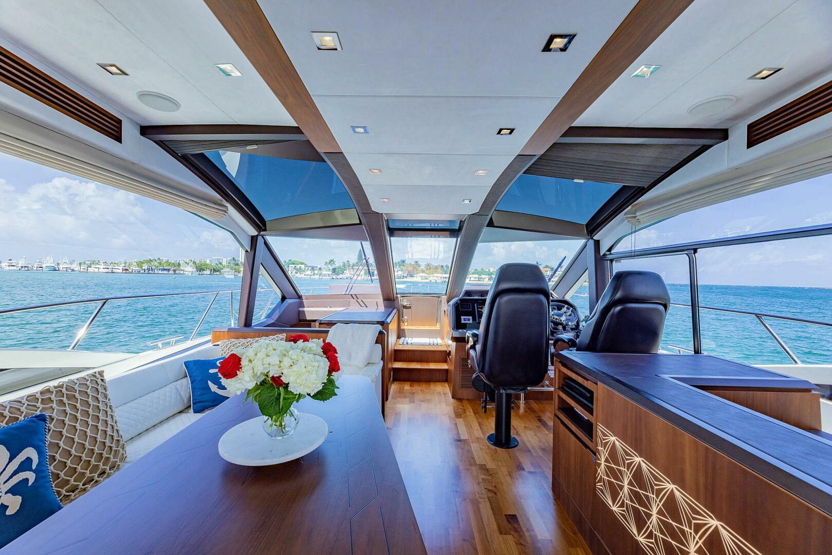 Slide: The Image of Galeon 640 Fly 2019 - 4859975