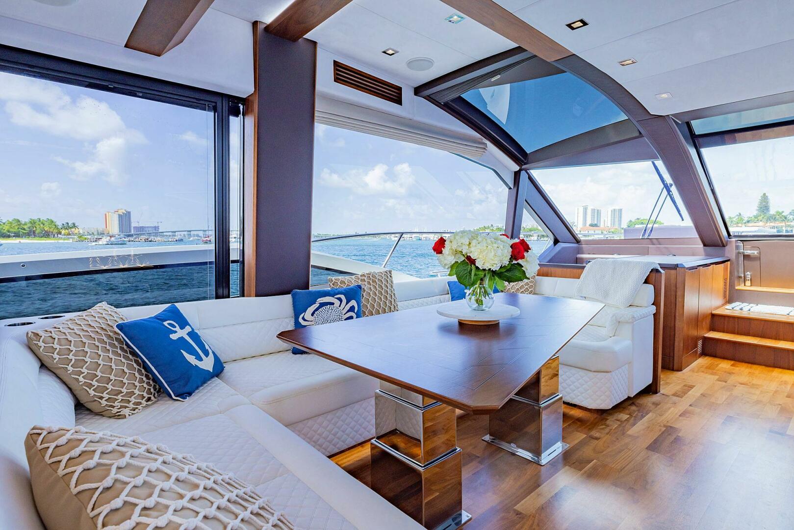 Slide: The Image of Galeon 640 Fly 2019 - 4859977