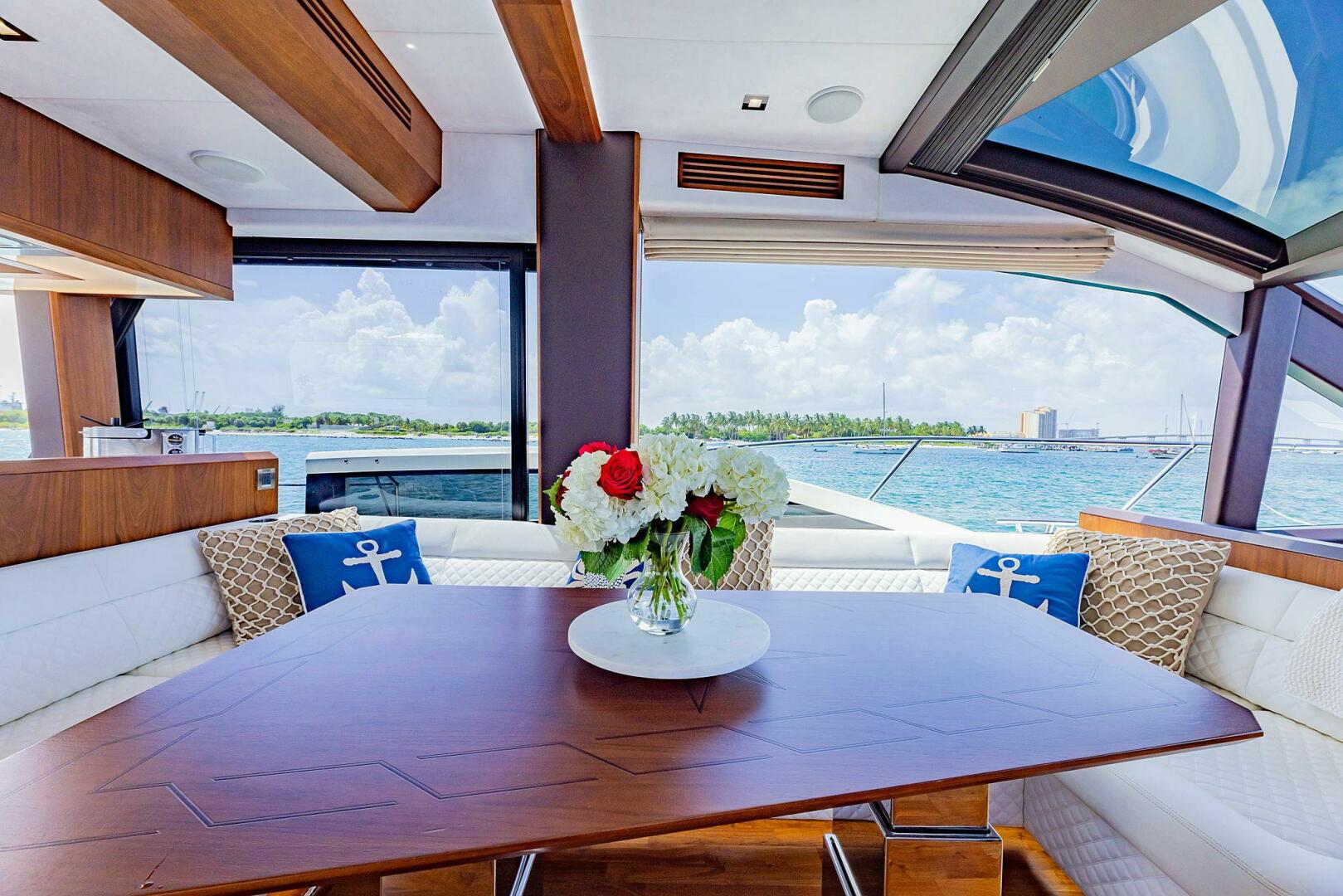 Slide: The Image of Galeon 640 Fly 2019 - 4859987