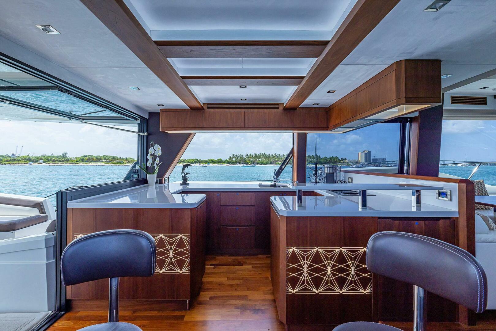 Slide: The Image of Galeon 640 Fly 2019 - 4859998