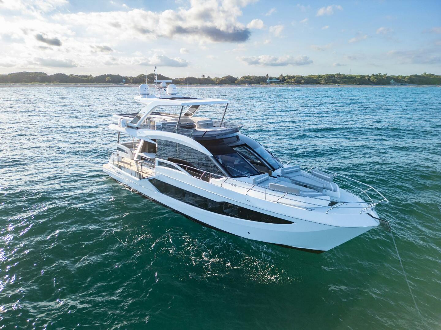 Slide: The Image of Galeon 640 Fly 2022 - 4869093