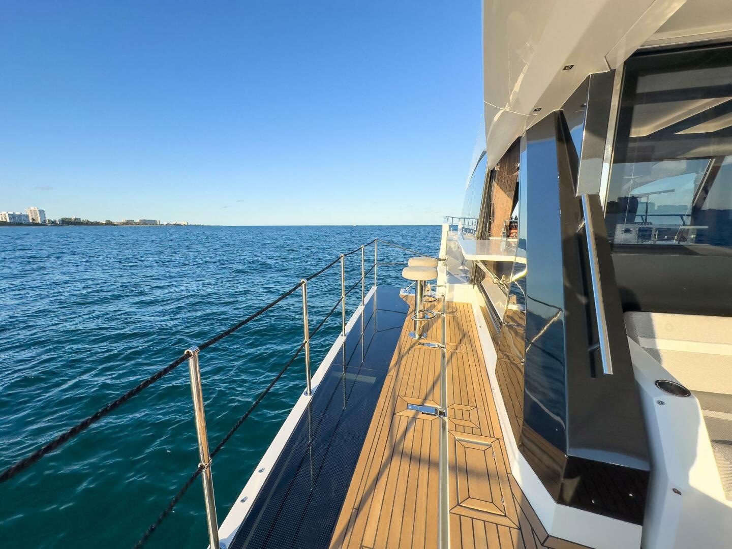Slide: The Image of Galeon 640 Fly 2022 - 4869103