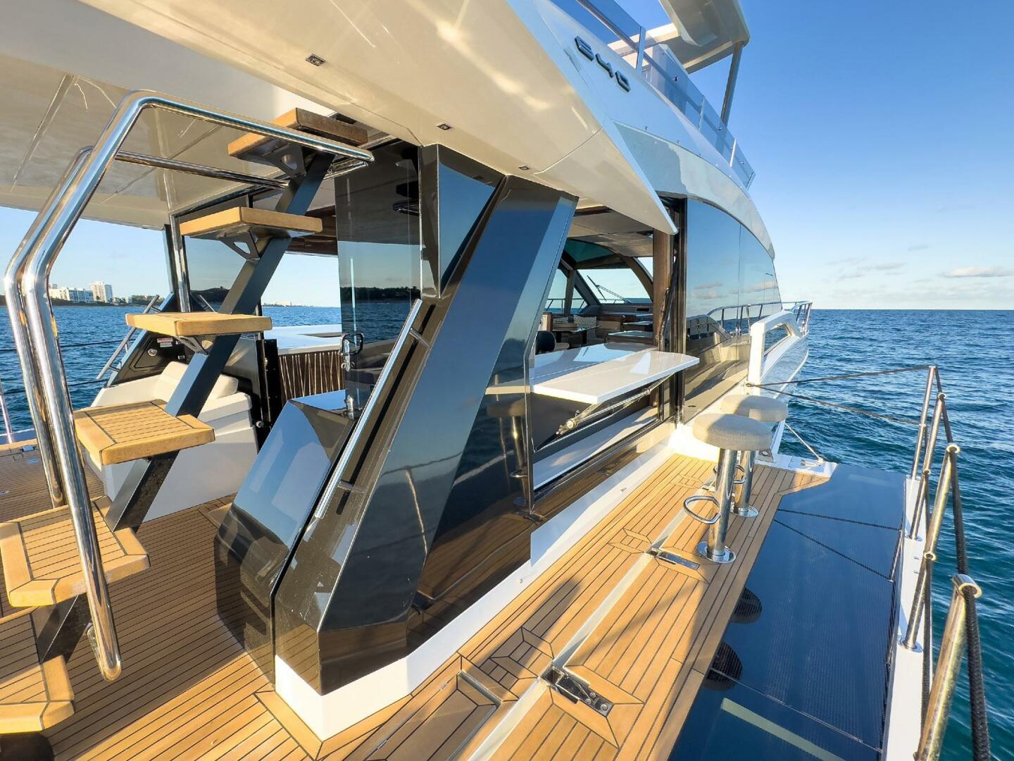 Slide: The Image of Galeon 640 Fly 2022 - 4869104