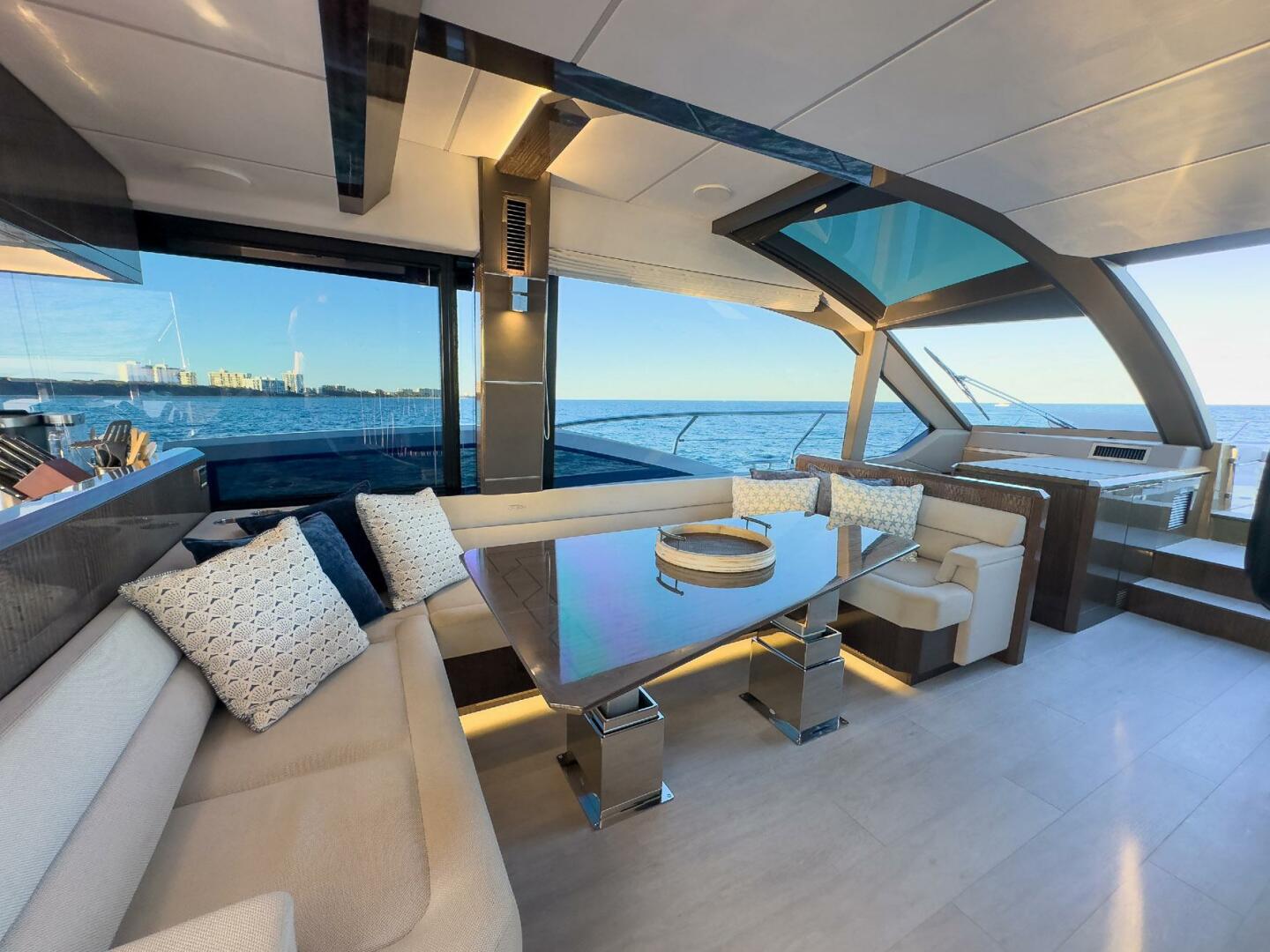 Slide: The Image of Galeon 640 Fly 2022 - 4869108