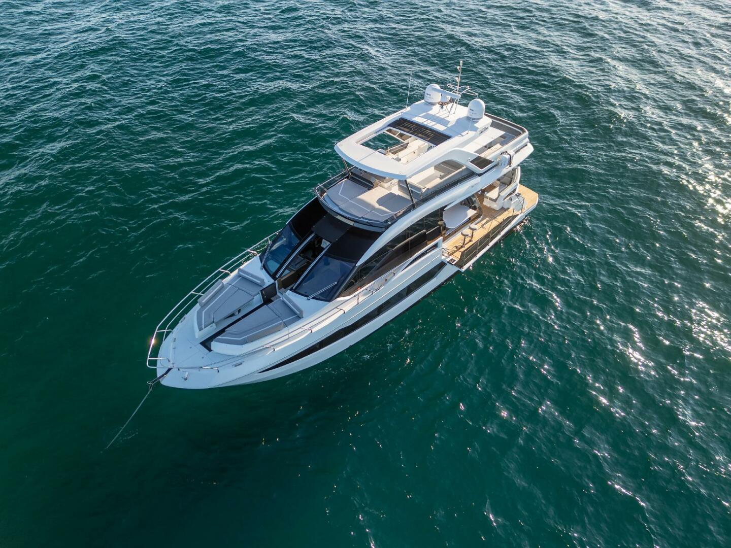 Slide: The Image of Galeon 640 Fly 2022 - 4869142