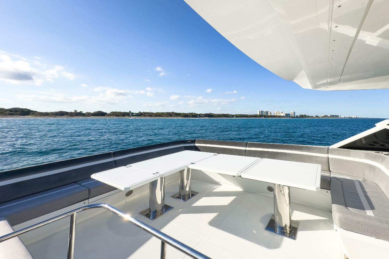 Slide: The Image of Galeon 640 Fly 2022 - 4869151