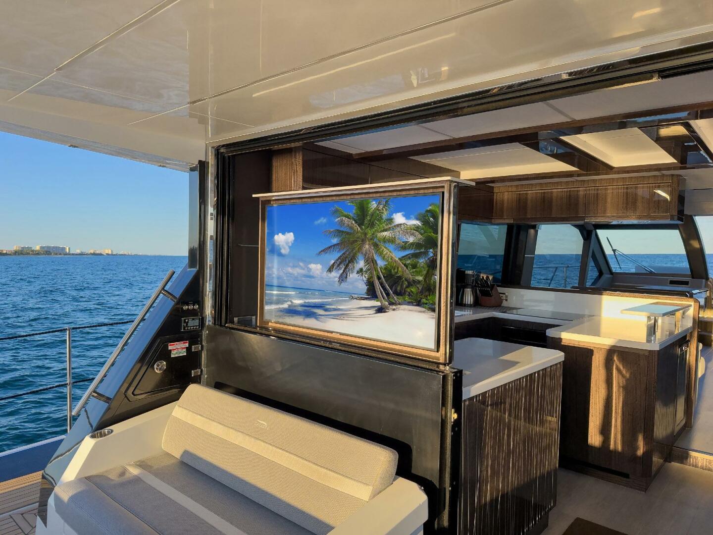 Slide: The Image of Galeon 640 Fly 2022 - 4869158
