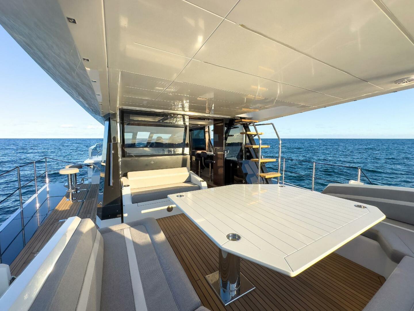 Slide: The Image of Galeon 640 Fly 2022 - 4869160
