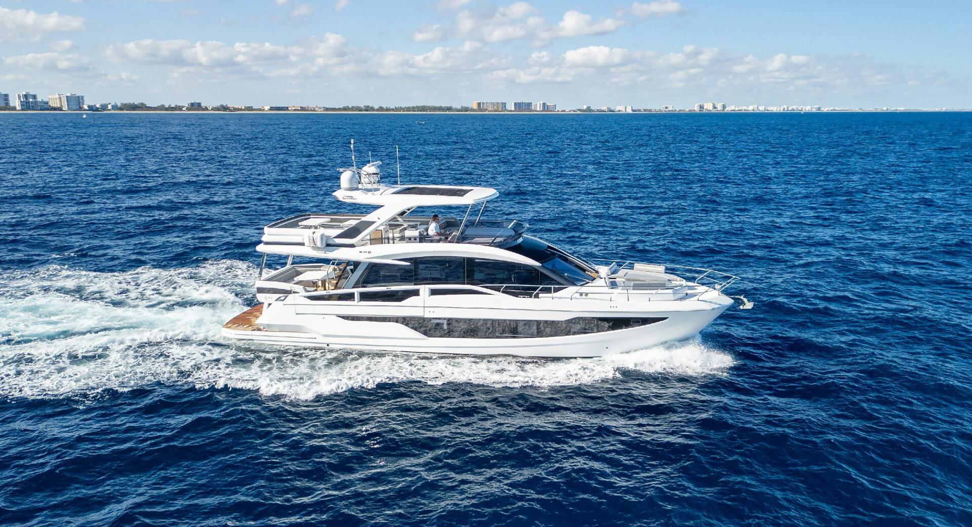 Slide: The Image of Galeon 640 Fly 2022 - 4869179