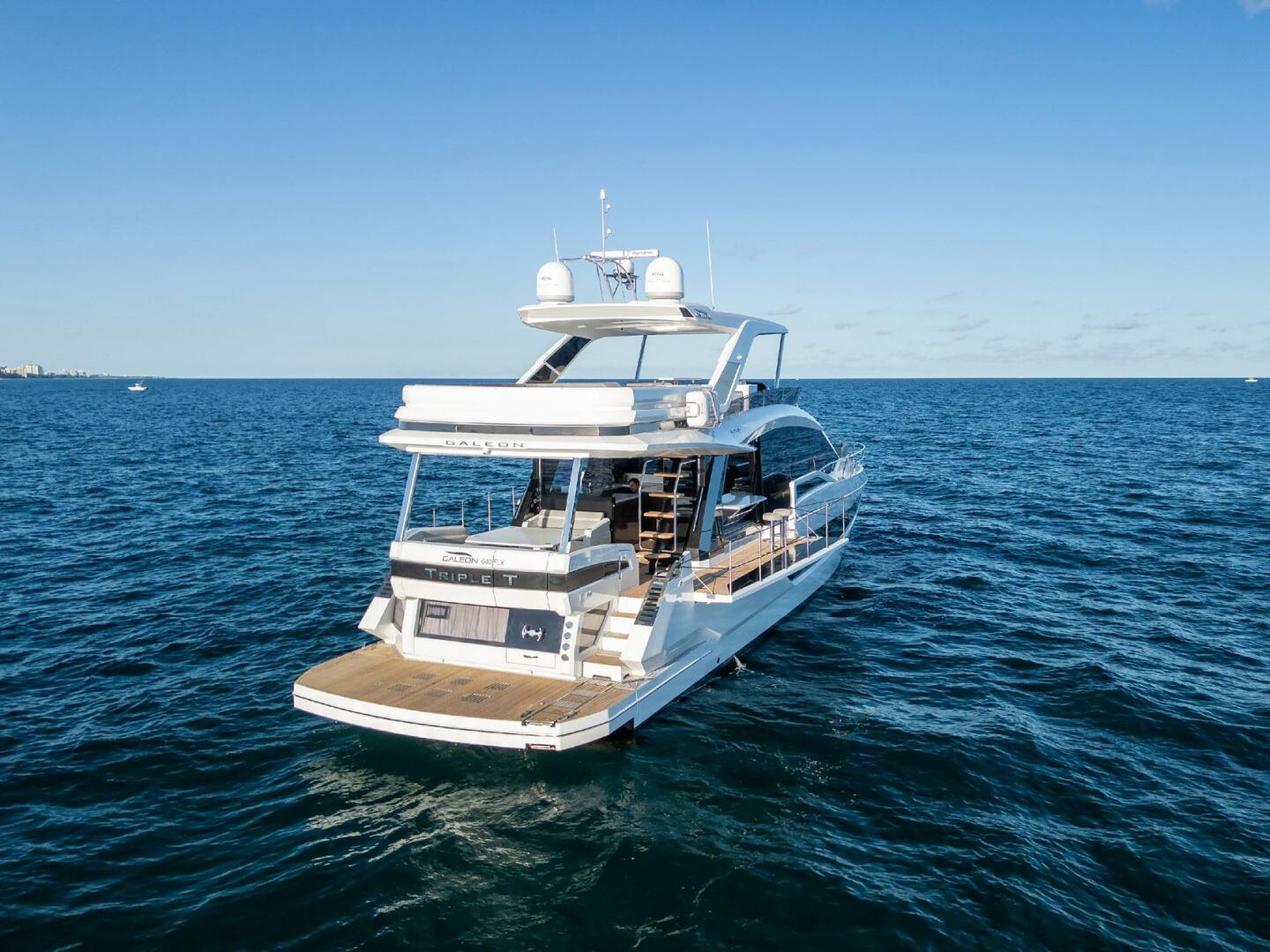 Slide: The Image of Galeon 640 Fly 2022 - 4869187