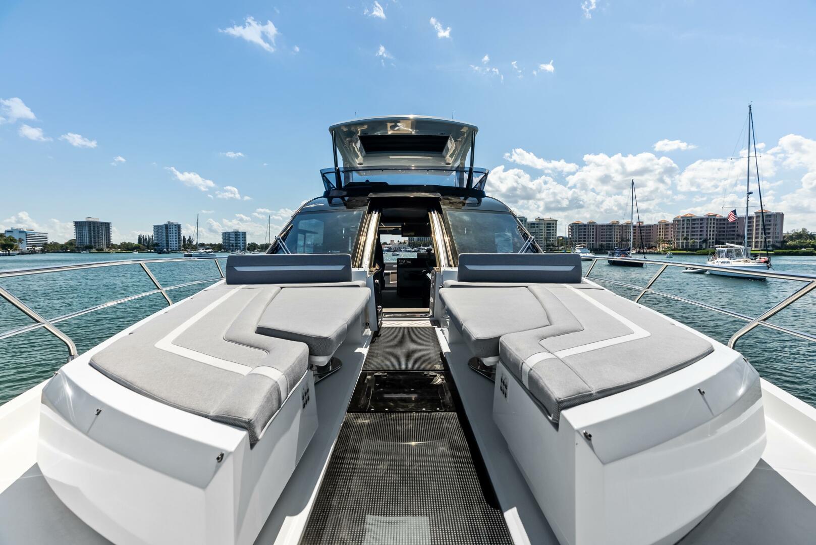 Slide: The Image of 2023 Galeon 640 Flybridge- FOOD FIGHTER- Bow - 5168494