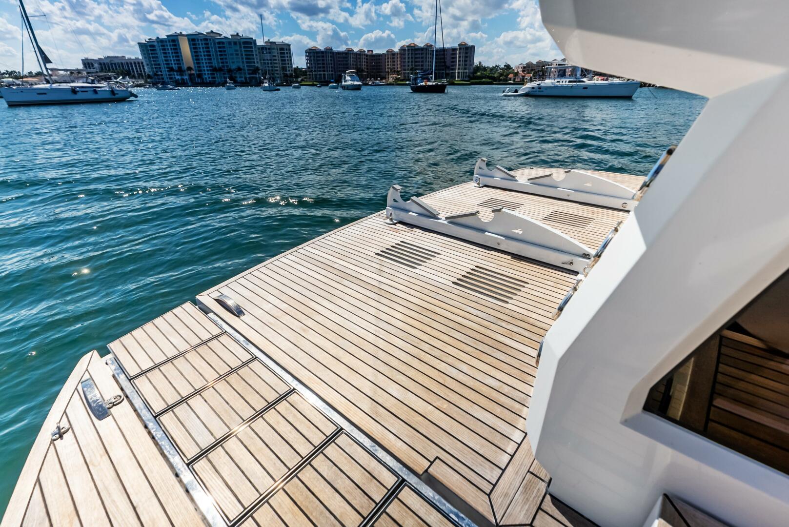 Slide: The Image of 2023 Galeon 640 Flybridge- FOOD FIGHTER- Transom - 5168507