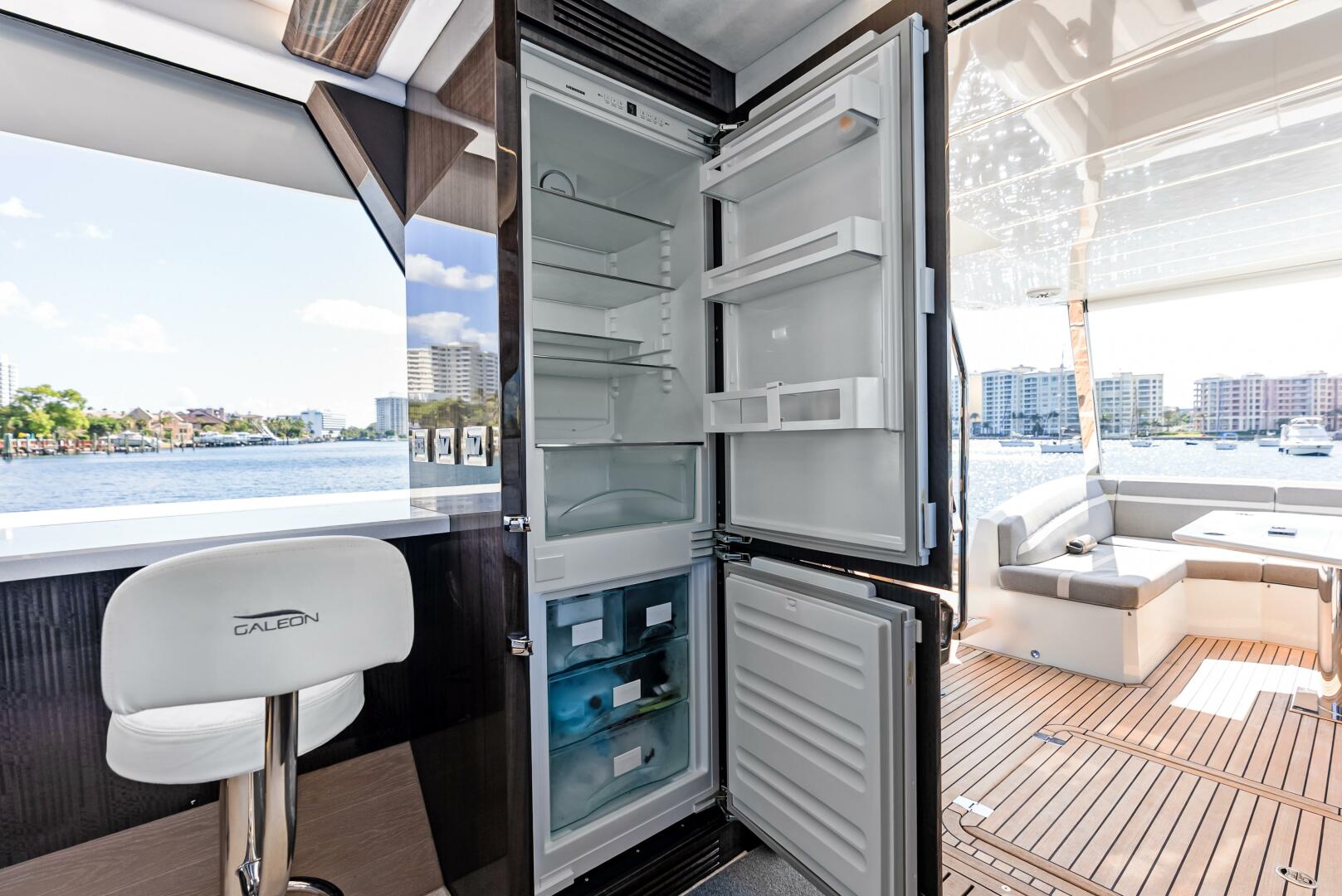 Slide: The Image of 2023 Galeon 640 Flybridge- FOOD FIGHTER- Galley - 5168544